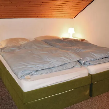 2 Bedroom Beautiful In Bischofsheim 펜션 비쇼프샤임안더론