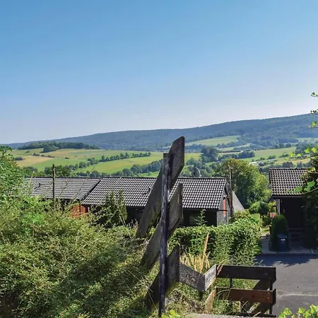 3 Bedroom Pet Friendly In Bischofsheim Holiday home *